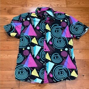 Super Massive Retro 90s Style Button Down Short Sleeve Top